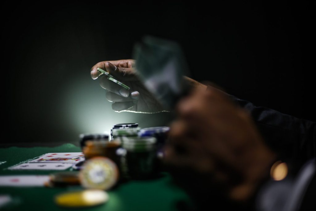 德州撲克翻牌圈中特定的幾手牌