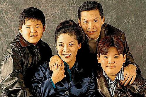 向华强为何那么爱老婆 向太为何变肥婆