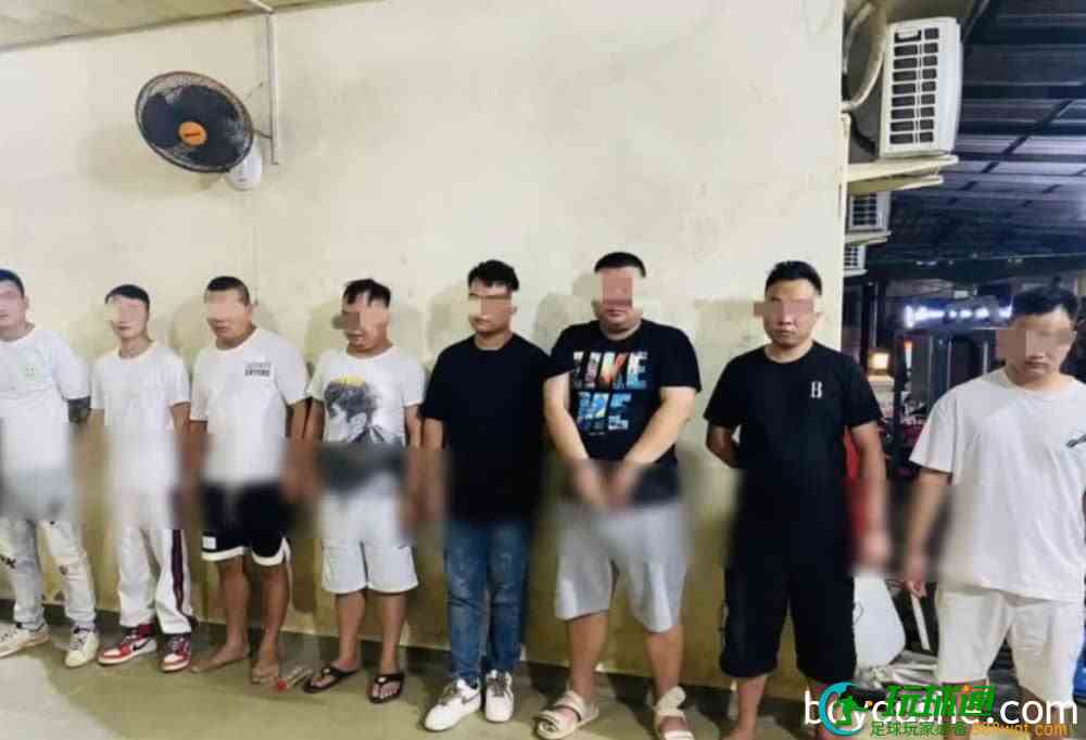 西港两拨中国人持刀斗殴被捕